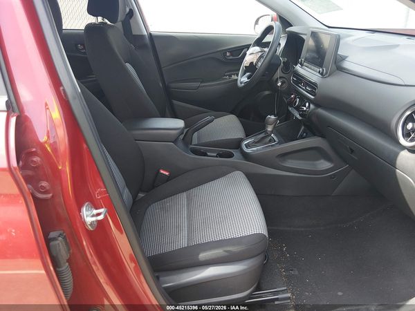 2022 HYUNDAI KONA SE