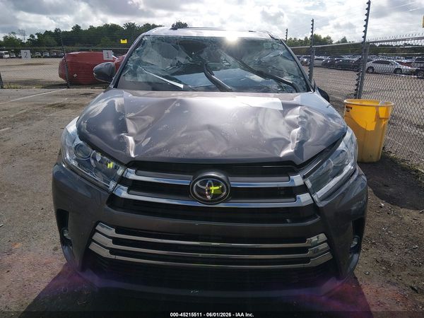 2019 TOYOTA HIGHLANDER LIMITED