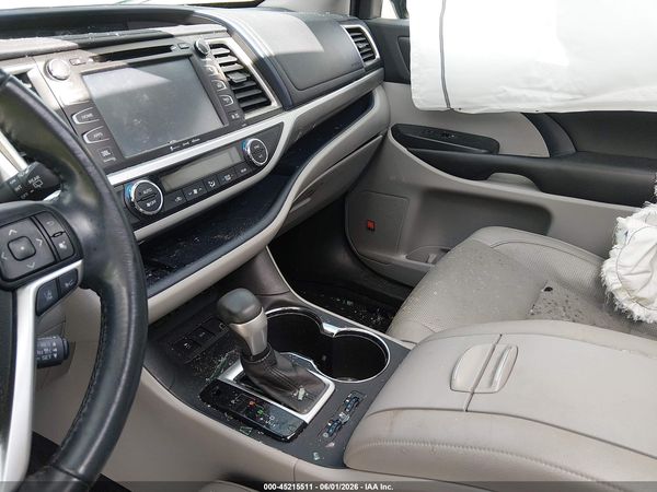 2019 TOYOTA HIGHLANDER LIMITED