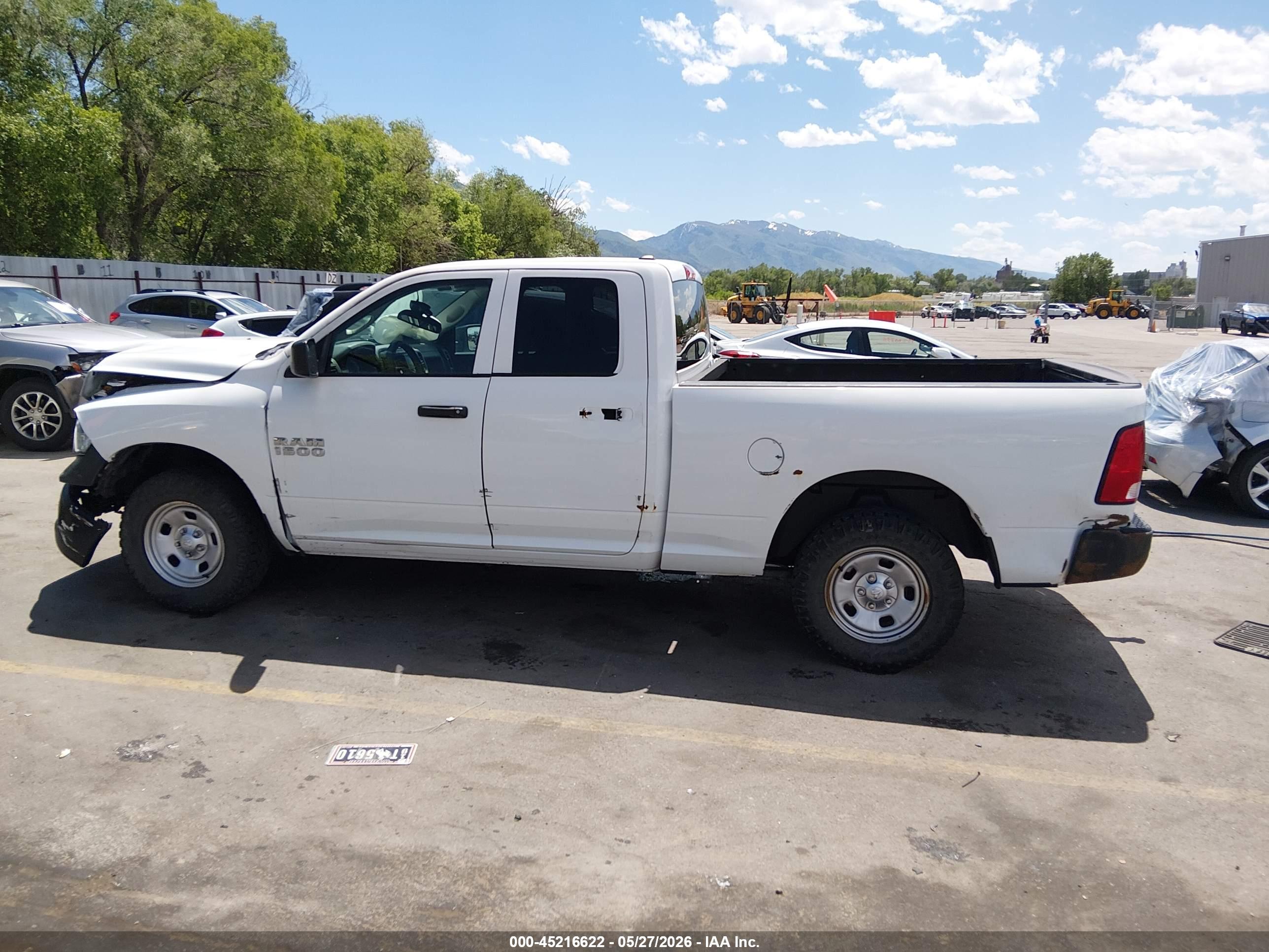 2018 RAM 1500 TRADESMAN  4X4 6'4 BOX
