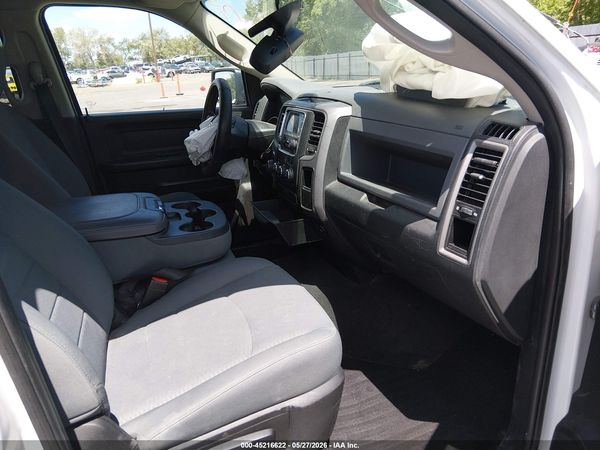 2018 RAM 1500 TRADESMAN  4X4 6'4 BOX