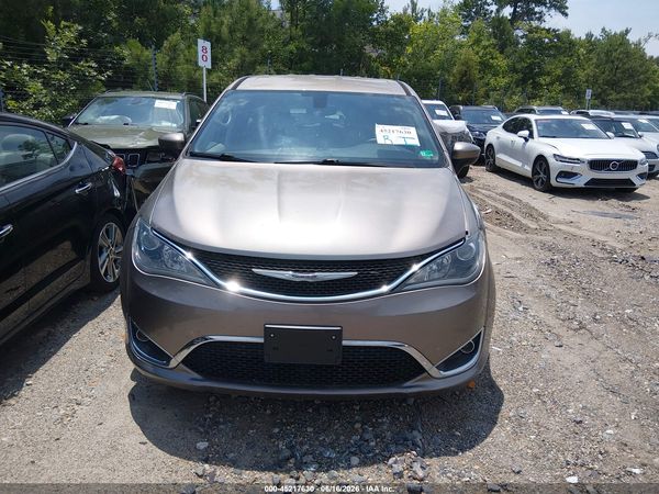 2017 CHRYSLER PACIFICA TOURING PLUS