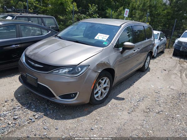 2017 CHRYSLER PACIFICA TOURING PLUS