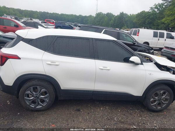 2024 KIA SELTOS LX