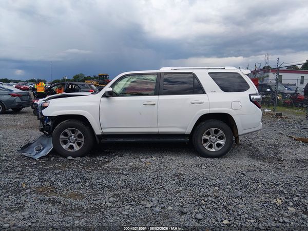 2018 TOYOTA 4RUNNER SR5