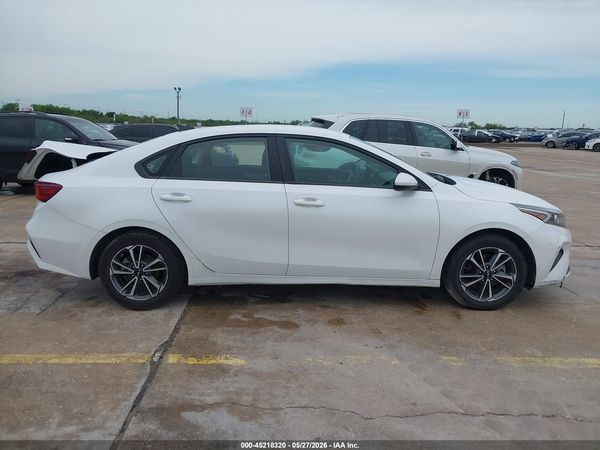 2022 KIA FORTE LXS