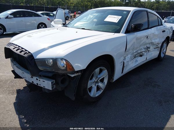 2014 DODGE CHARGER SE