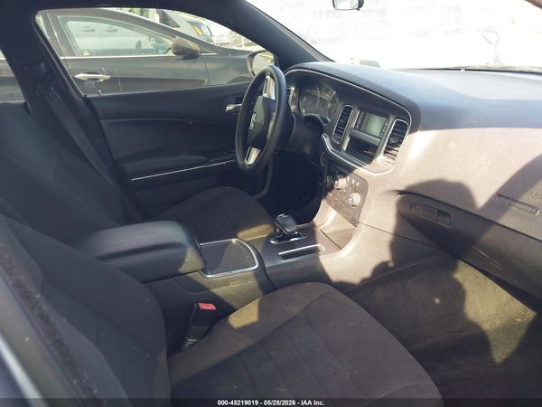 2013 DODGE CHARGER SE