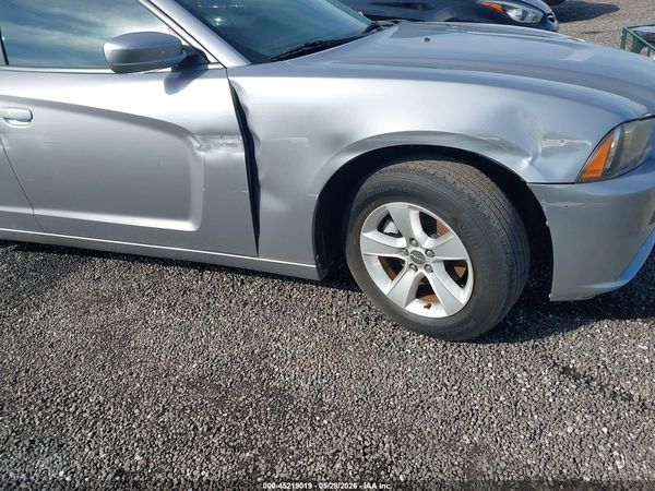 2013 DODGE CHARGER SE