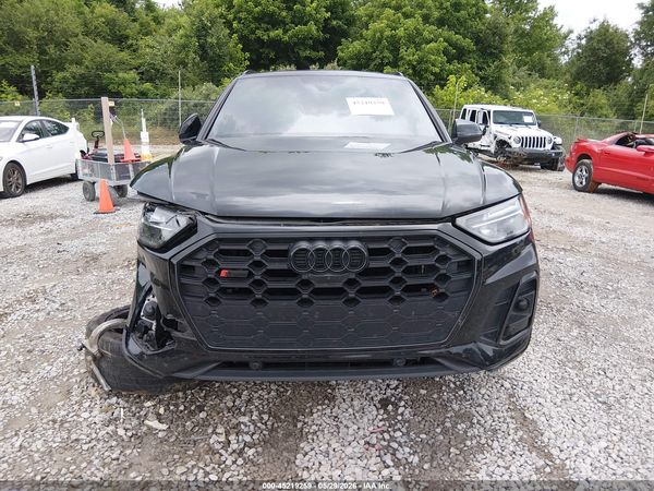 2022 AUDI SQ5