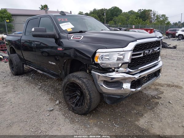 2022 RAM 2500 TRADESMAN  4X4 6'4 BOX