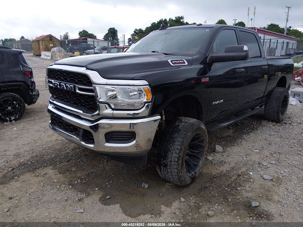 2022 RAM 2500 TRADESMAN  4X4 6'4 BOX