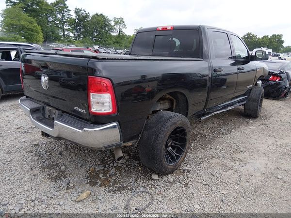 2022 RAM 2500 TRADESMAN  4X4 6'4 BOX