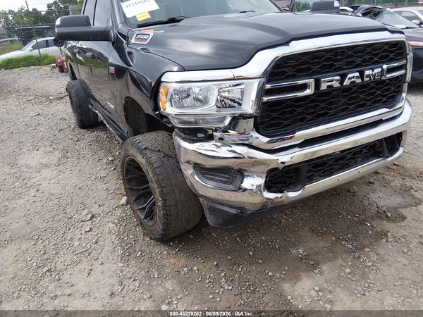 2022 RAM 2500 TRADESMAN  4X4 6'4 BOX