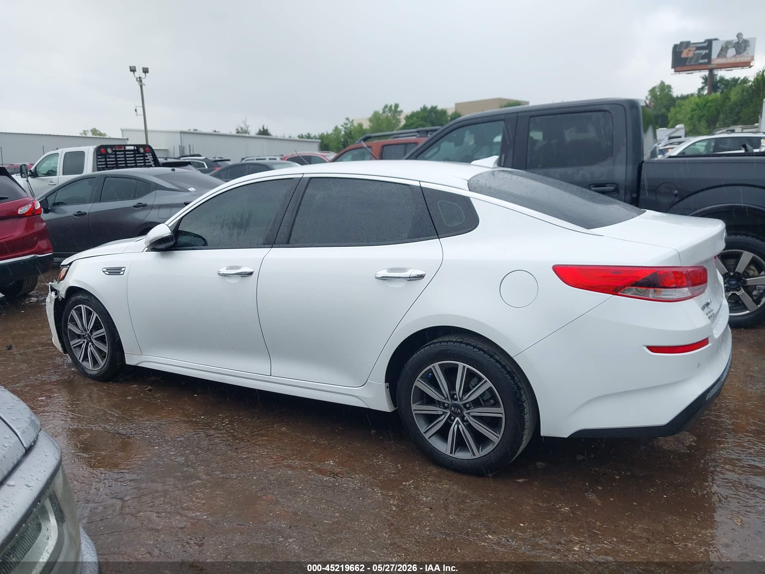2019 KIA OPTIMA LX