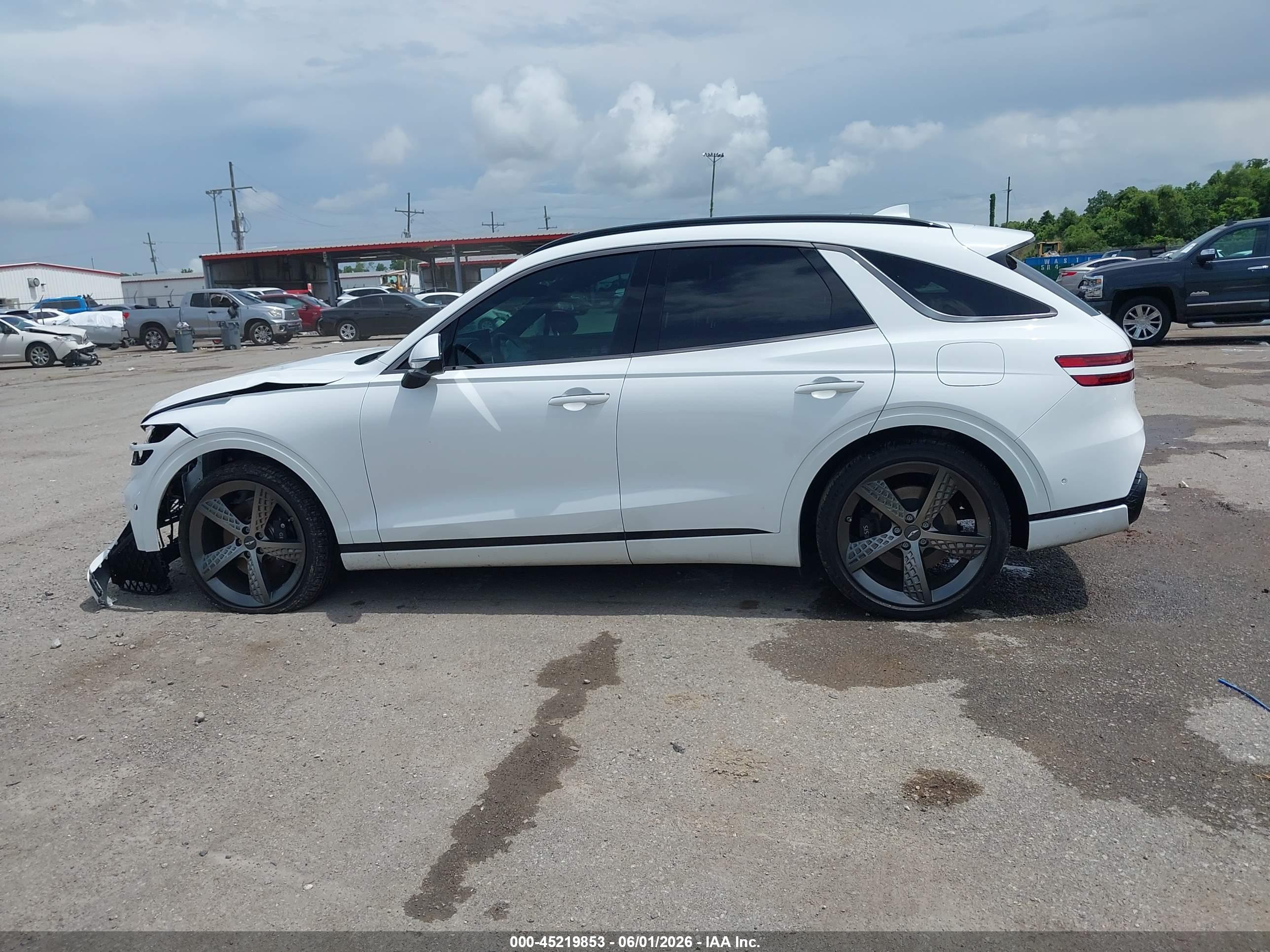 2025 GENESIS GV70 2.5T AWD
