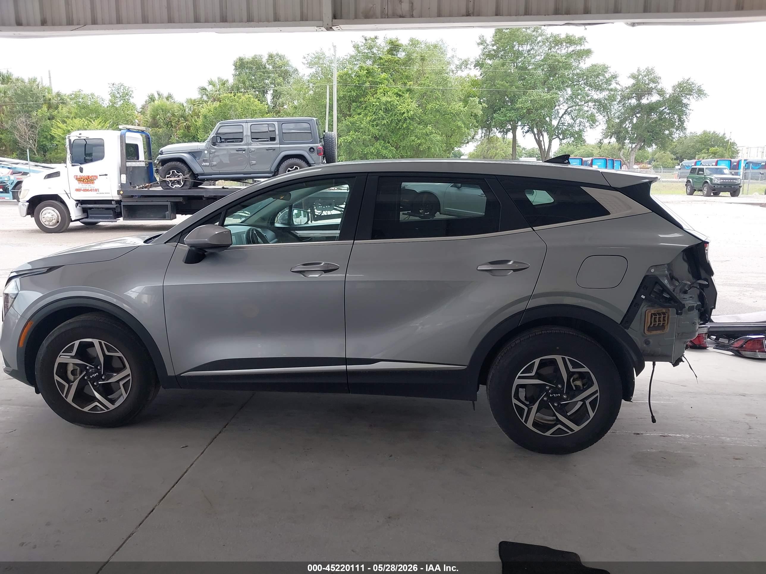 2024 KIA SPORTAGE LX