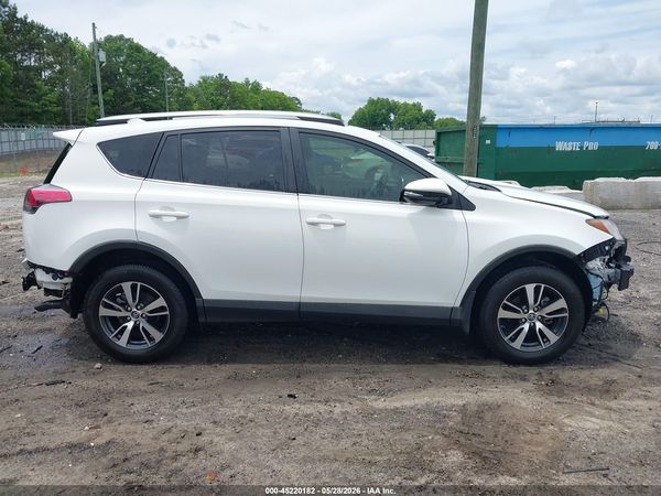 2017 TOYOTA RAV4 XLE