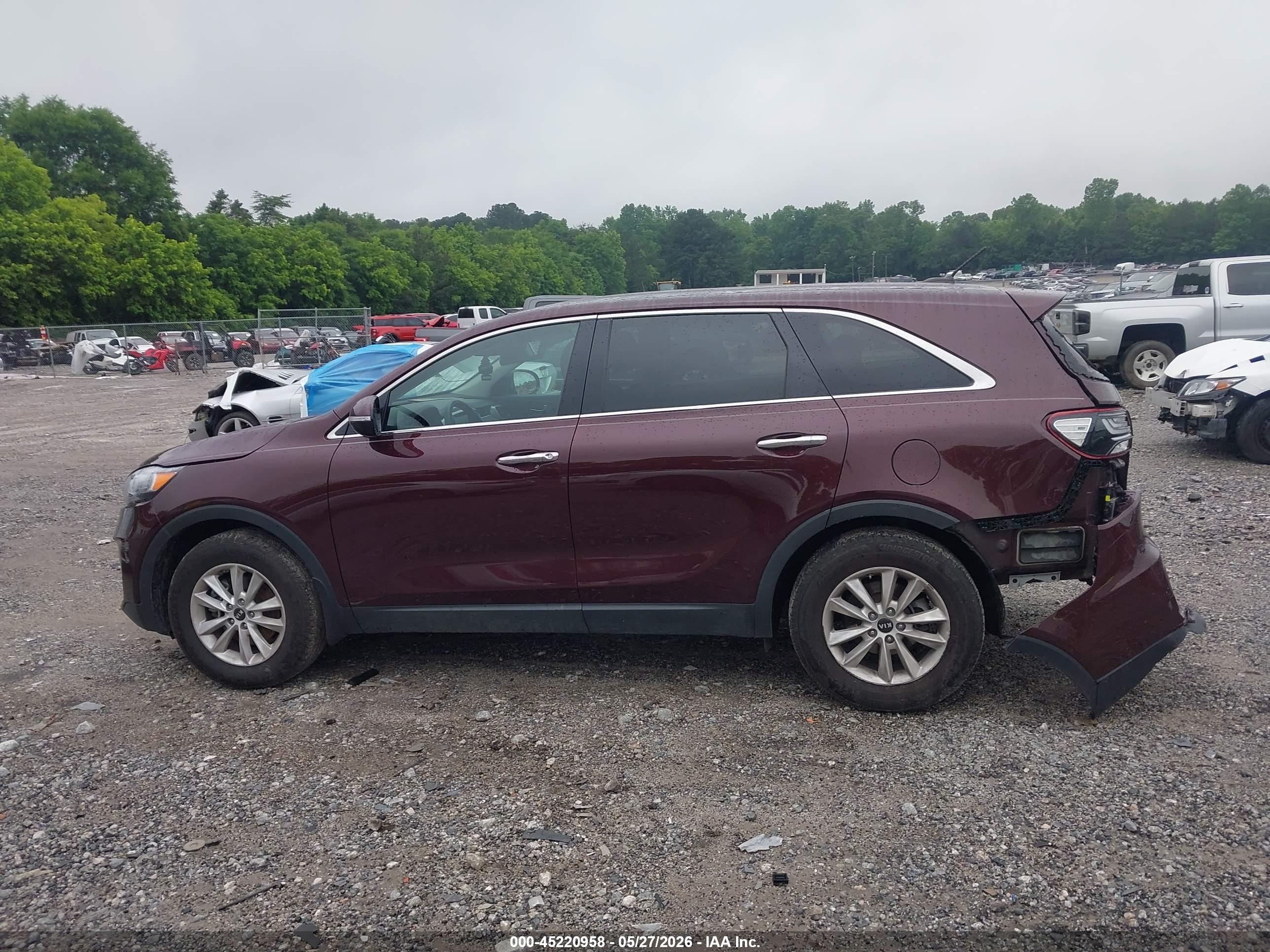 2019 KIA SORENTO 2.4L LX