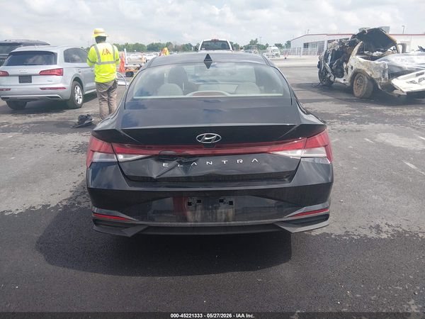 2023 HYUNDAI ELANTRA SE