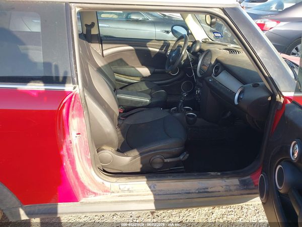 2013 MINI HARDTOP COOPER