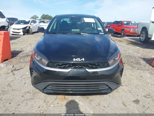 2023 KIA FORTE LXS