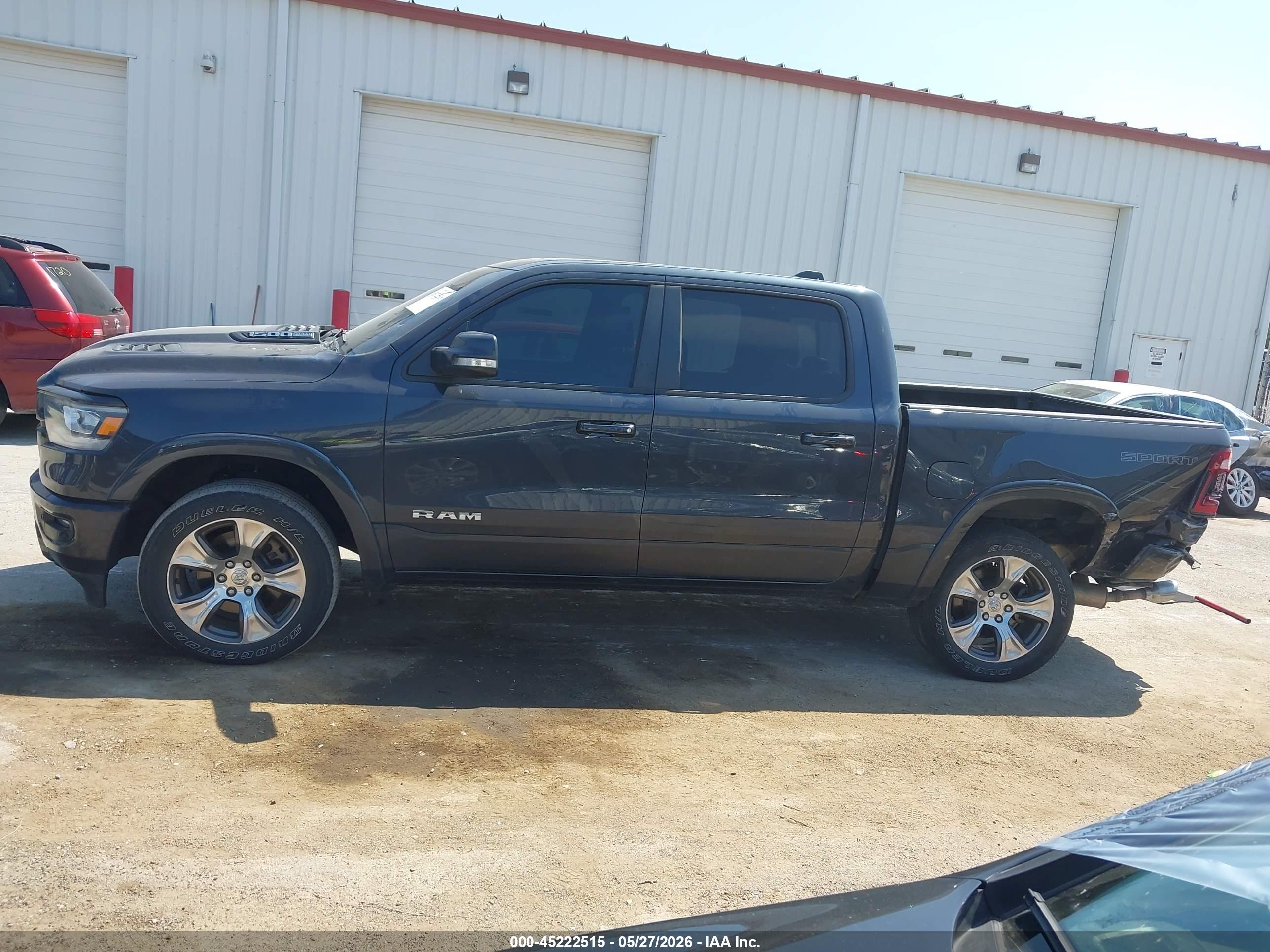 2021 RAM 1500 LARAMIE  4X4 5'7 BOX