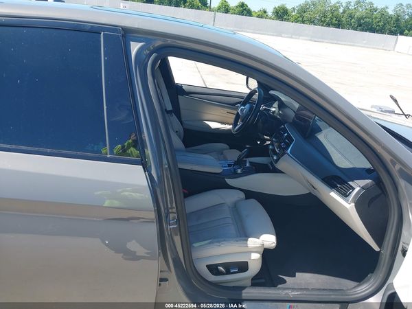 2021 BMW 530I