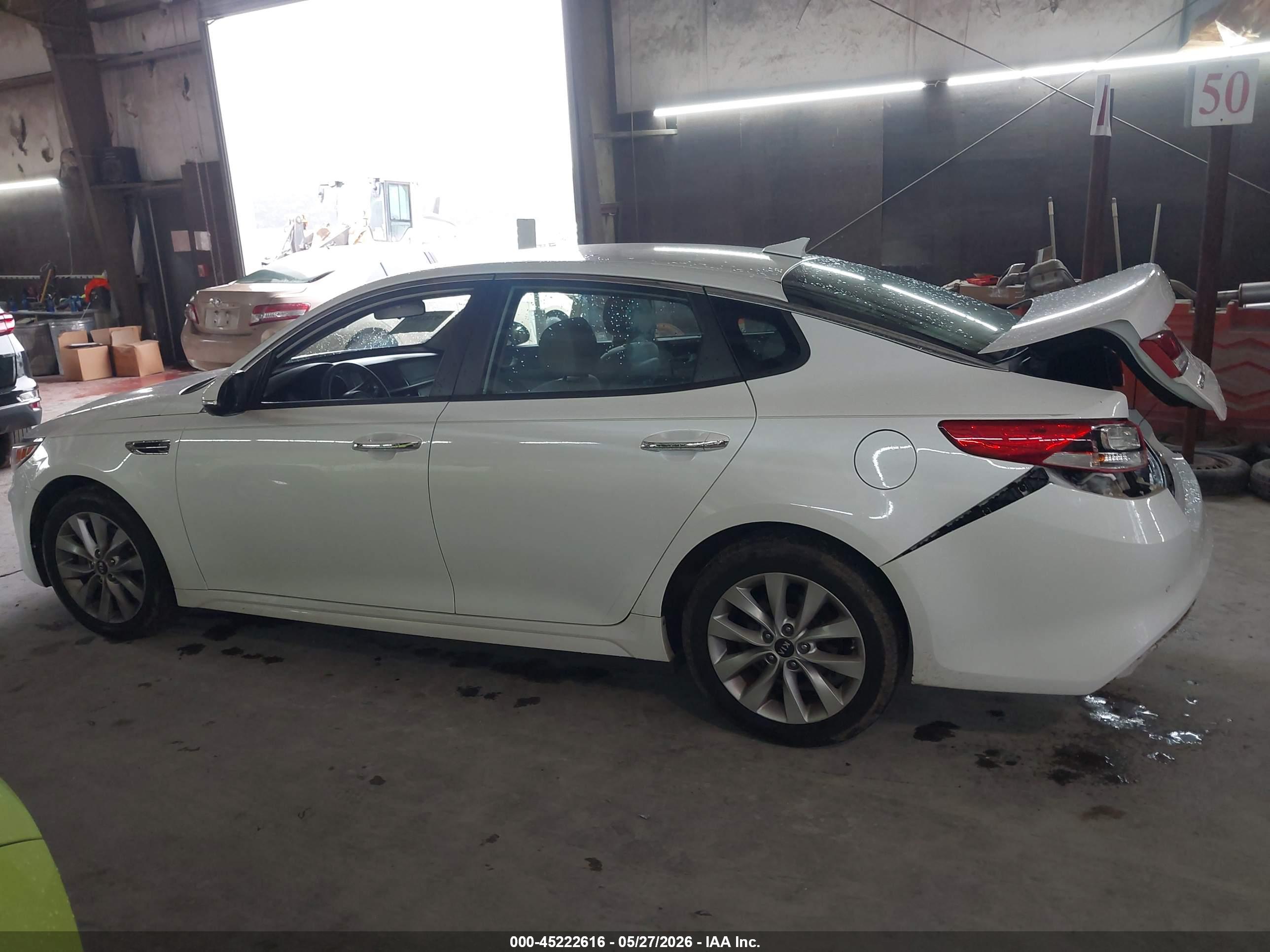 2018 KIA OPTIMA LX