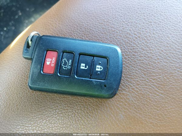 2017 TOYOTA RAV4 HYBRID LIMITED