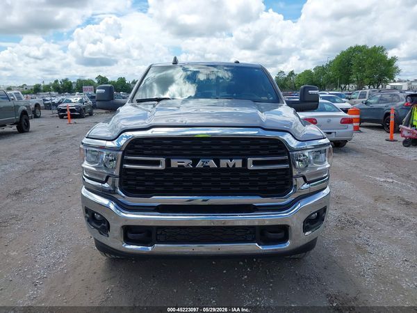 2024 RAM 2500 BIG HORN  4X4 6'4 BOX