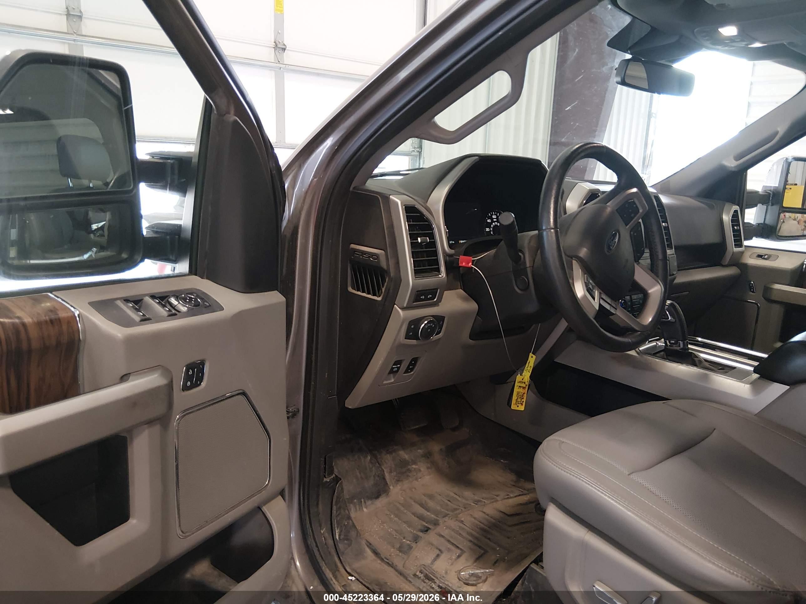 2018 FORD F-150 LARIAT