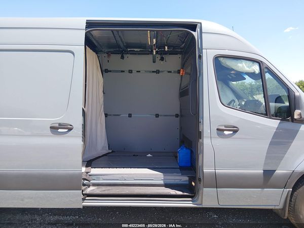 2023 MERCEDES-BENZ SPRINTER 2500