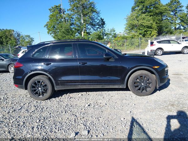 2012 PORSCHE CAYENNE