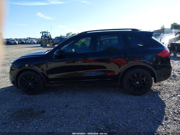 2012 PORSCHE CAYENNE