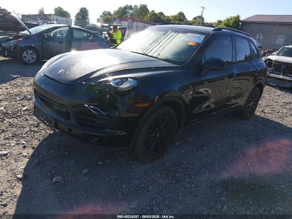 2012 PORSCHE CAYENNE