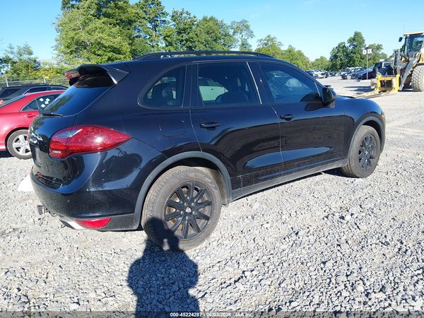 2012 PORSCHE CAYENNE