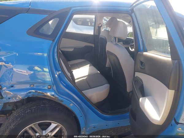 2023 HYUNDAI KONA SE