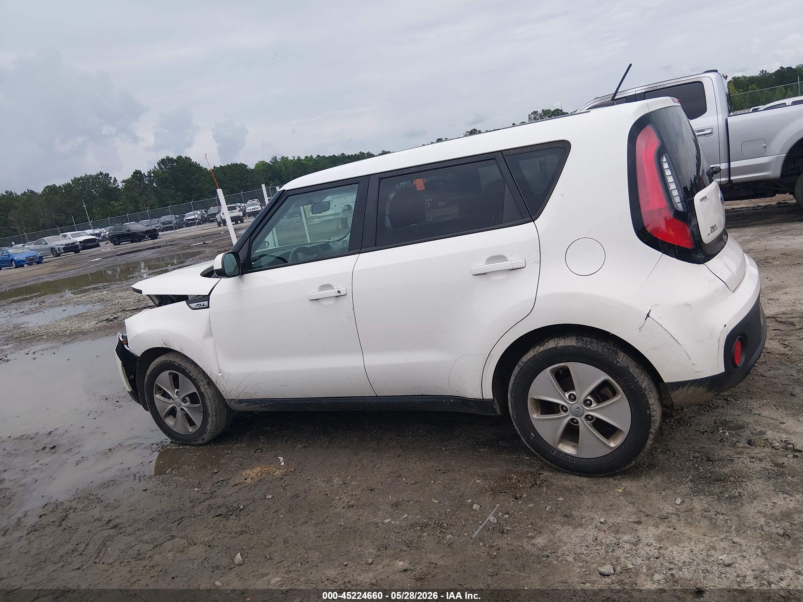 2018 KIA SOUL Base