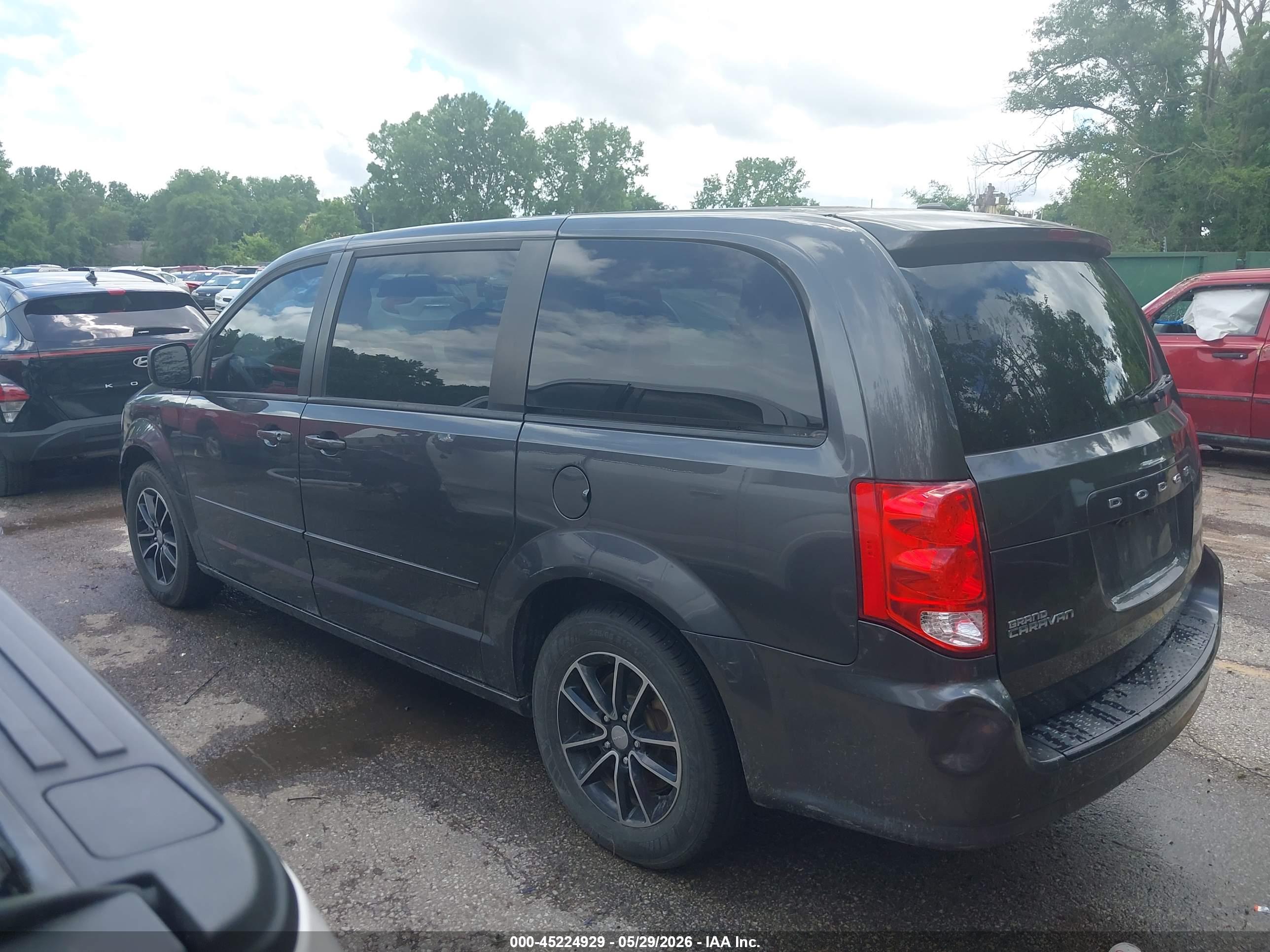 2017 DODGE GRAND CARAVAN SE PLUS