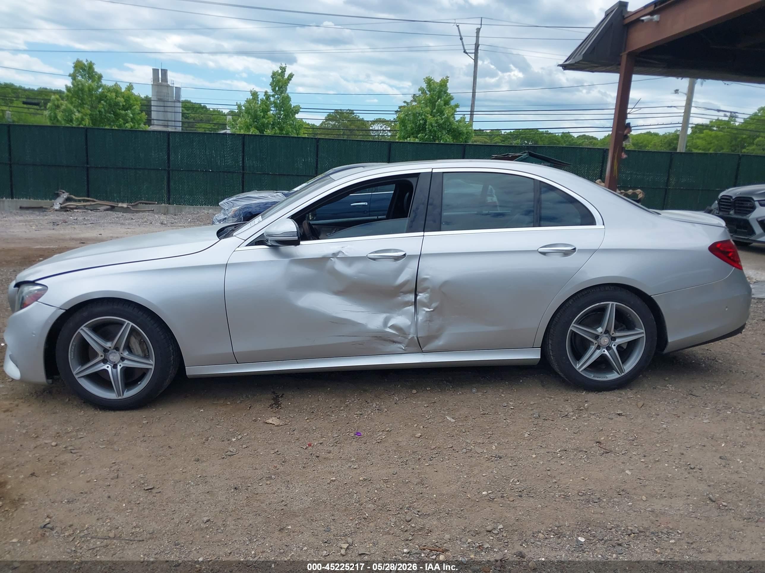 2017 MERCEDES-BENZ E 300 4MATIC