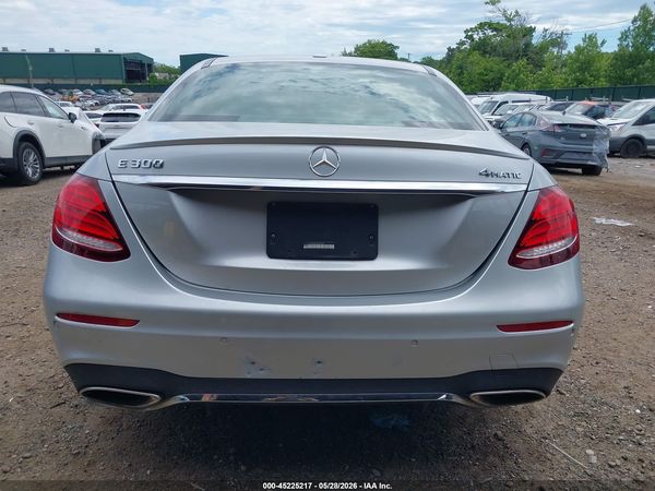 2017 MERCEDES-BENZ E 300 4MATIC