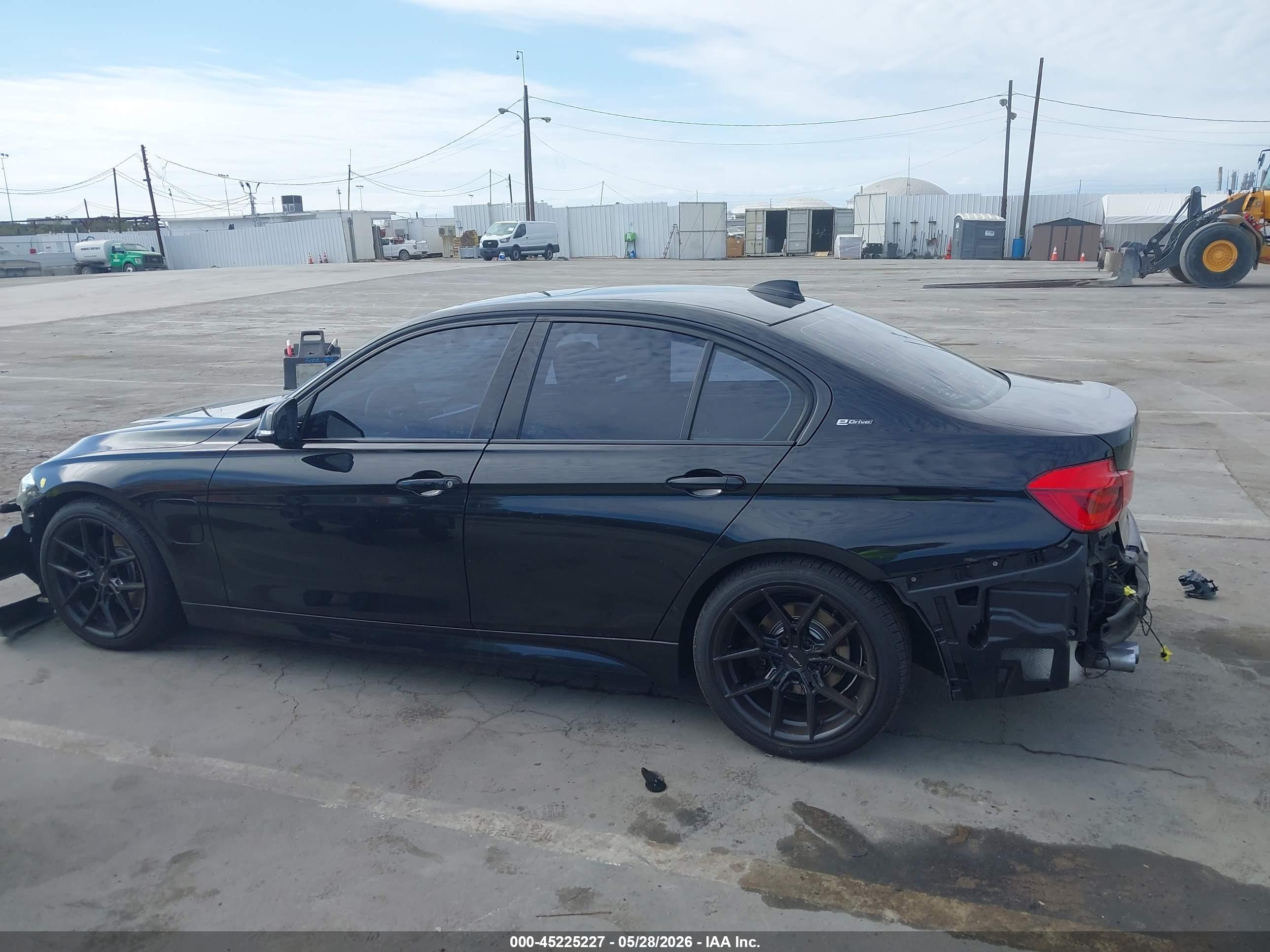 2017 BMW 330E IPERFORMANCE
