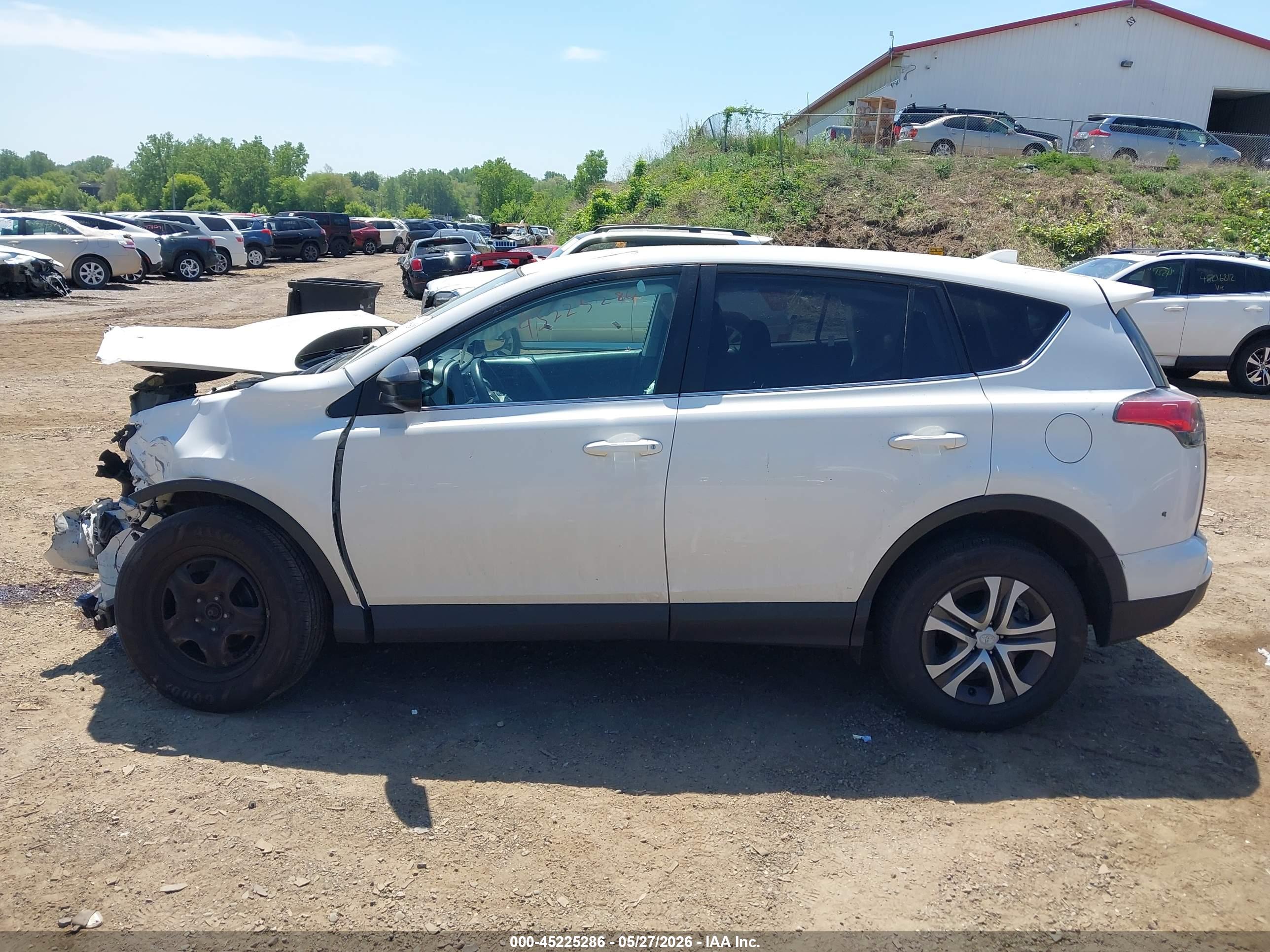 2017 TOYOTA RAV4 LE