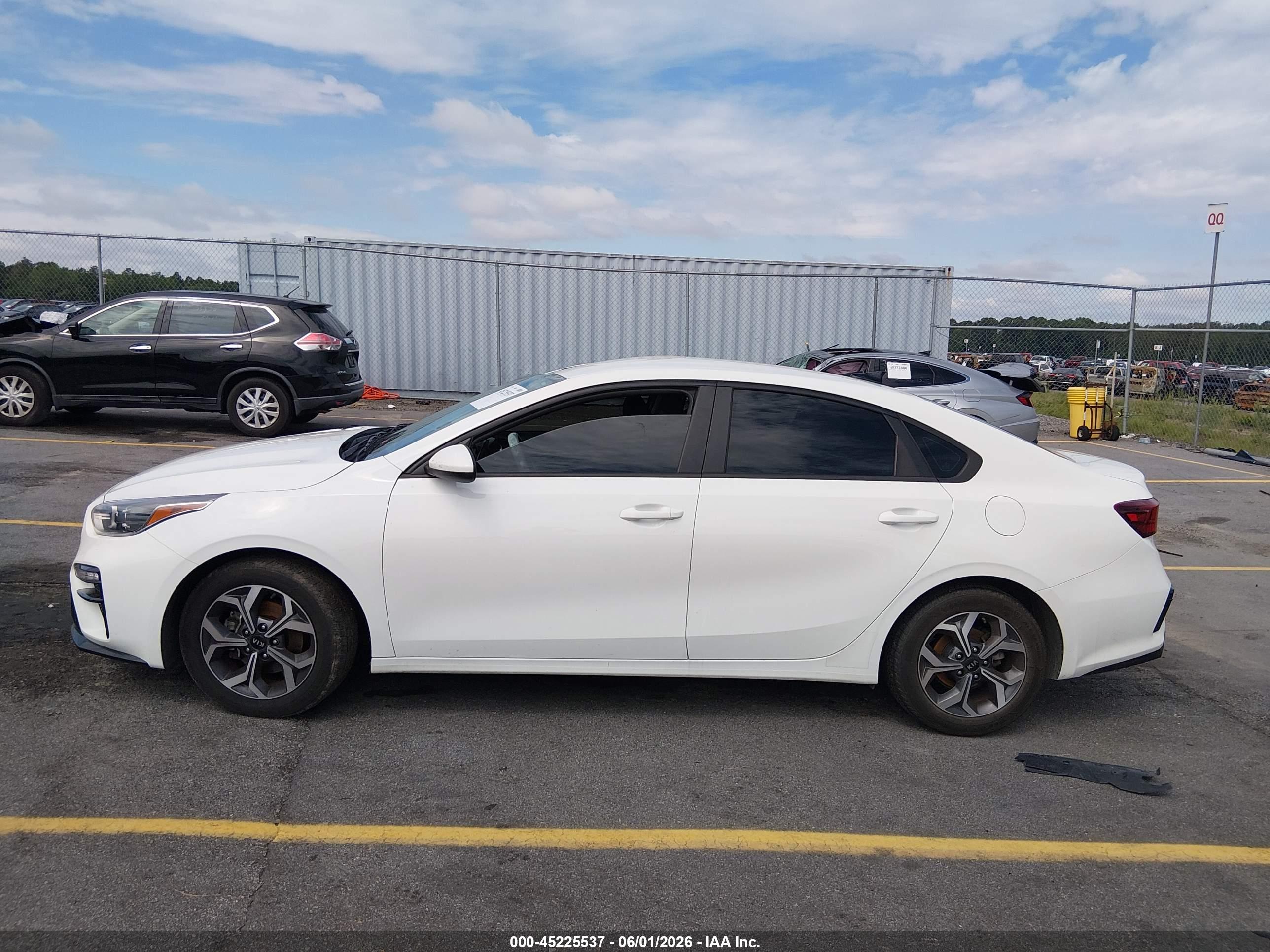 2021 KIA FORTE LXS