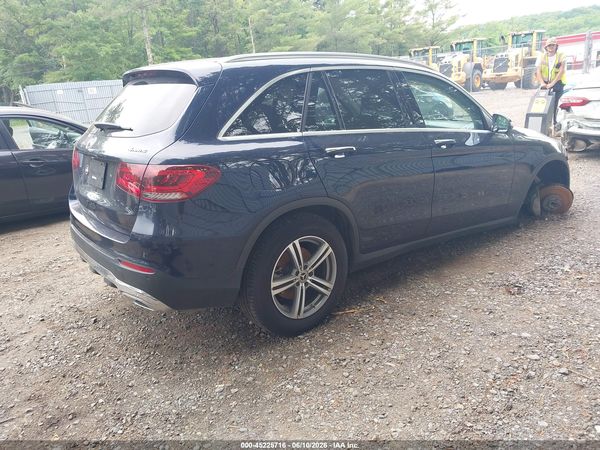 2022 MERCEDES-BENZ GLC 300 4MATIC SUV