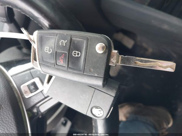 2019 VOLKSWAGEN TIGUAN — I11