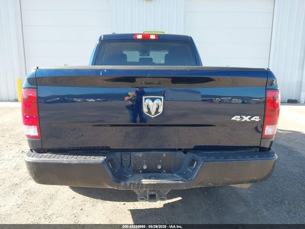 2020 RAM 1500 CLASSIC TRADESMAN  4X4 6'4 BOX