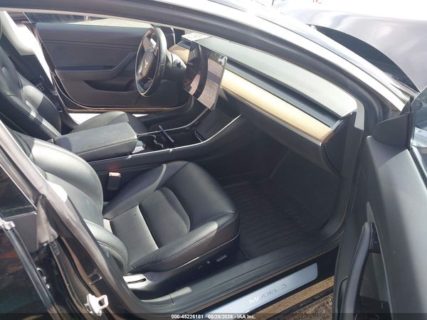 2019 TESLA MODEL 3