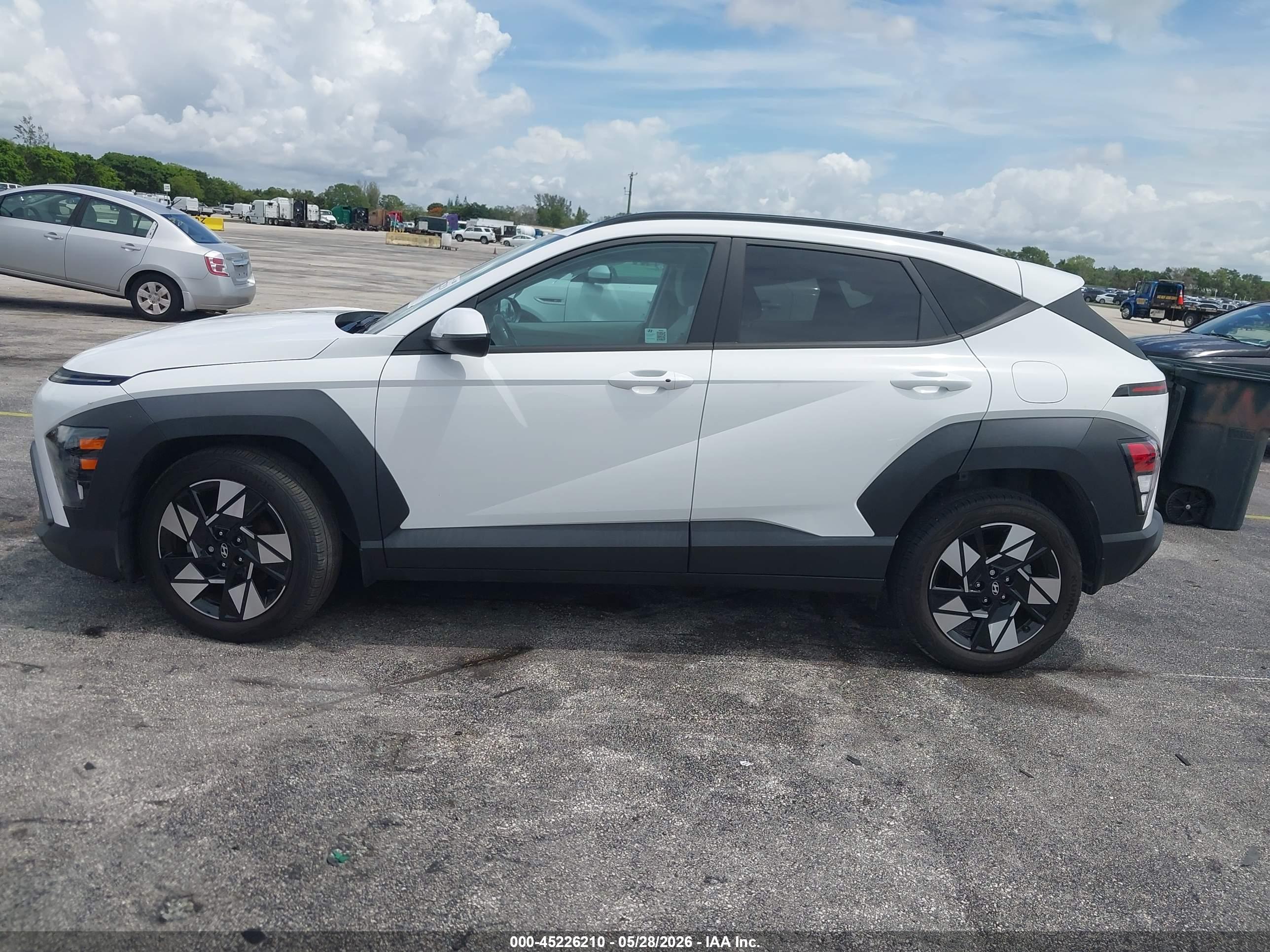 2024 HYUNDAI KONA SEL
